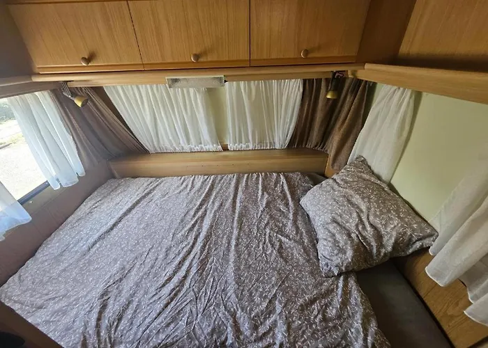 Full Service Caravan 2 Apartament